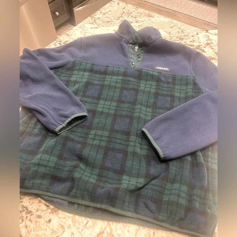 Lands‎ End size Large quarter button down fleece jacket